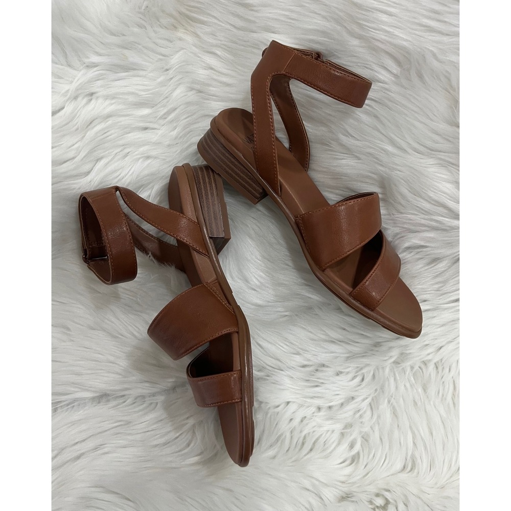 Naturalizer Effie Women's Sandals Size 7 Wide English Tea Brown Low Block Heel